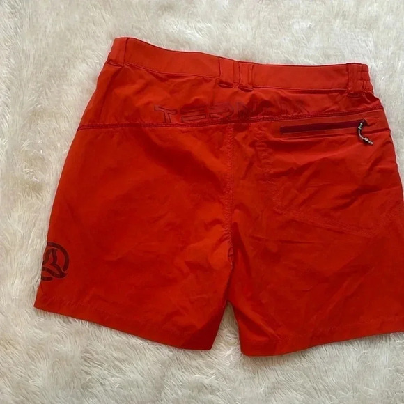 Men's Athletic Shorts - Red - Spanish design: like new. - Picture 8 of 16